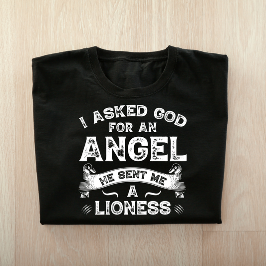 Lioness Wife Classic T-Shirt